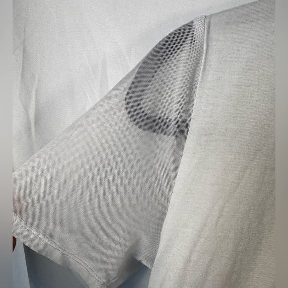 H by HALSTON Mesh Sleeve Graphic T Shirt Women Fashion Size S - Picture 8 of 11